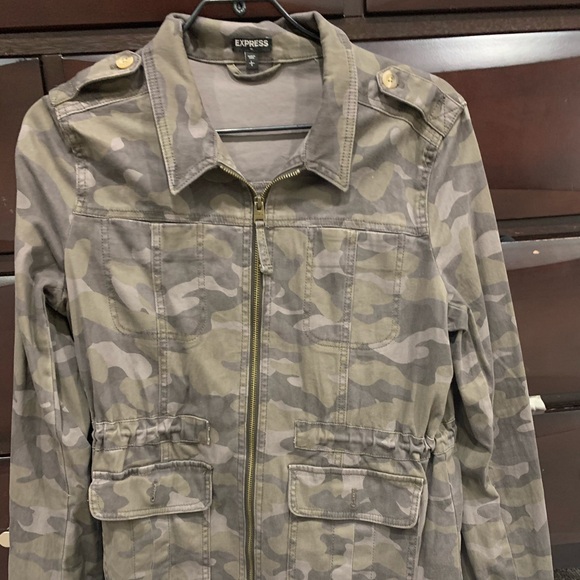 Express Jackets & Blazers - Camo Express Trendy Utility Jacket